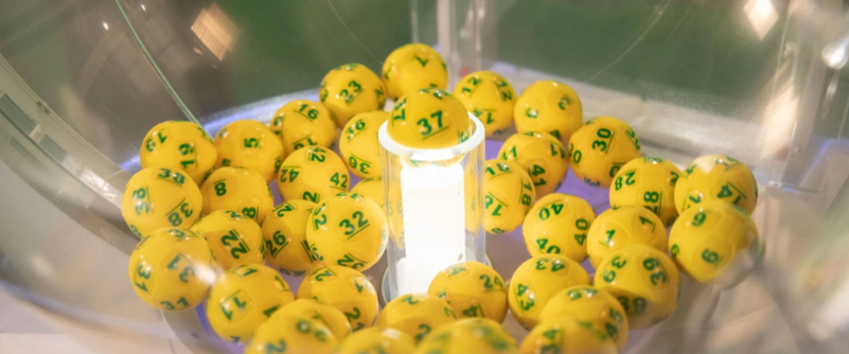 Shocked Duo Share $30 million Oz Lotto Jackpot