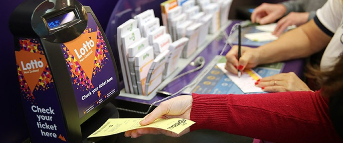 Forgotten Ticket in Handbag Had Won $7.18m NZ Powerball Jackpot