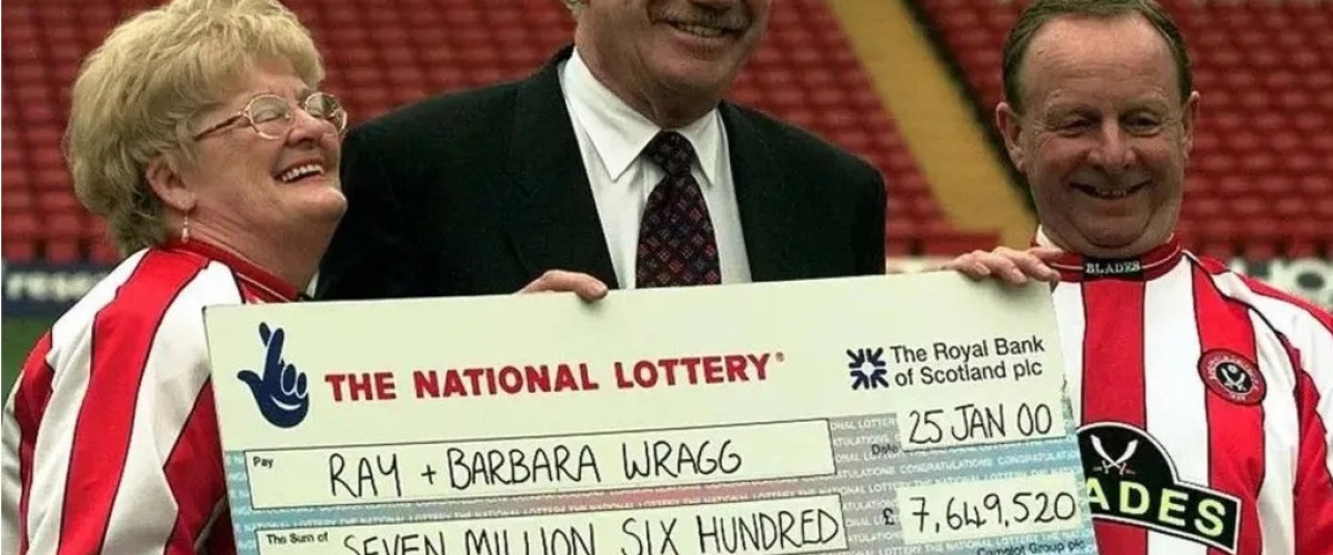 £7.6 million UK Lotto Winners Gave Away Most Their Windfall